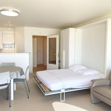 Studio In Nieuwpoort With Sea View Terrace